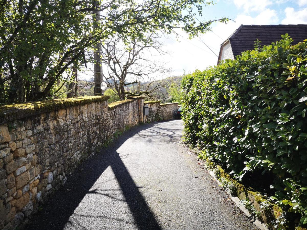 Ferienwohnung Le Petit Cocon De La Poste Gourdon-en-quercy Exterior foto