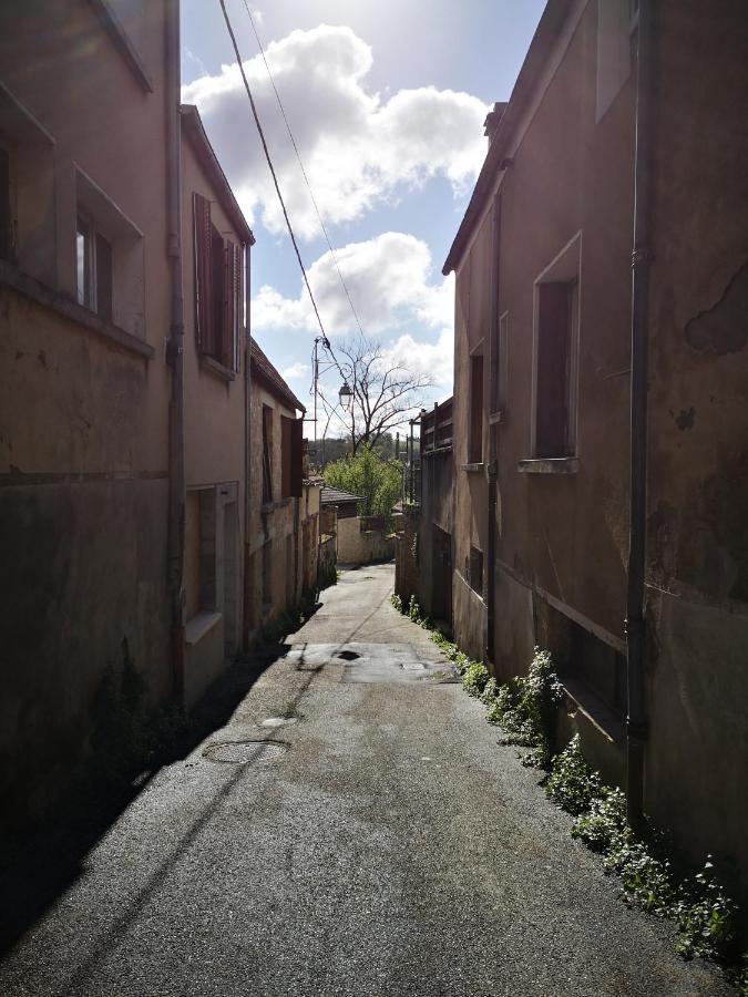 Ferienwohnung Le Petit Cocon De La Poste Gourdon-en-quercy Exterior foto
